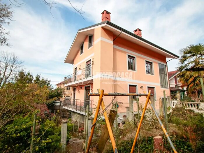 Casa con 8 locali in vendita in Via Torino, Castiglione Torinese