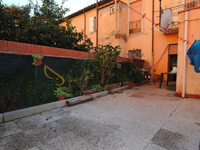 Appartamento bilocale in affitto in Via Augusto Righi, Livorno