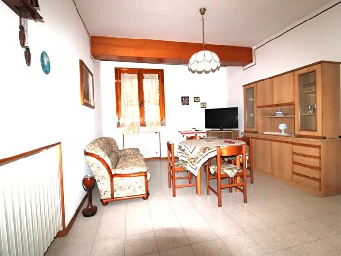 Appartamento trilocale in vendita in Via Cesenatico, Cesena