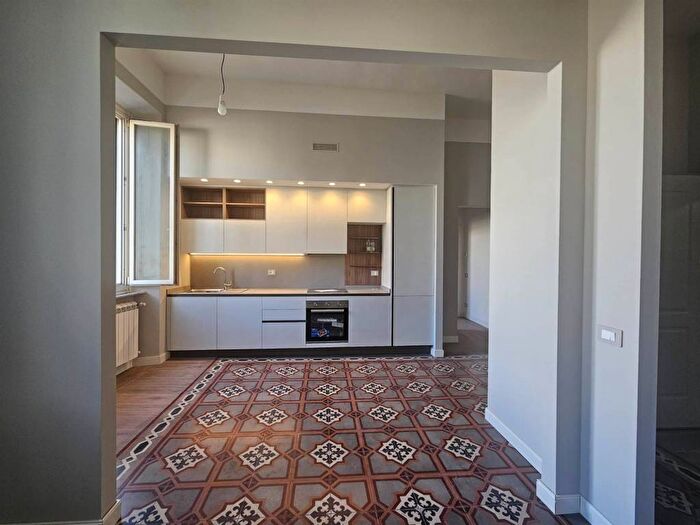 Appartamento bilocale in affitto in Cisternone, Livorno