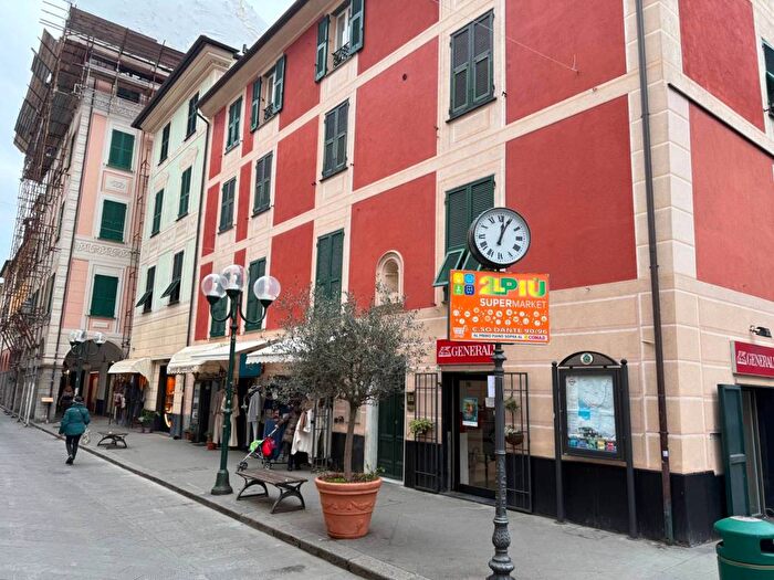 Appartamento monolocale in affitto in Via Martiri della Liberazione, Centro Storico, Chiavari