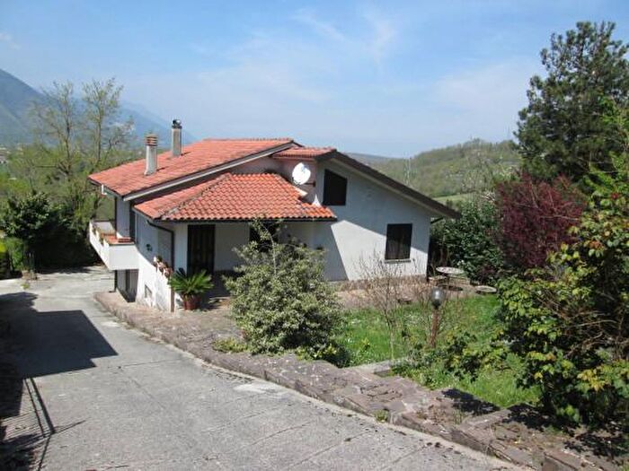 Casa quadrilocale in vendita in Via Armando Diaz, Ceccano