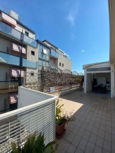 Appartamento quadrilocale in affitto in Via Fratelli Bandiera, Riccione