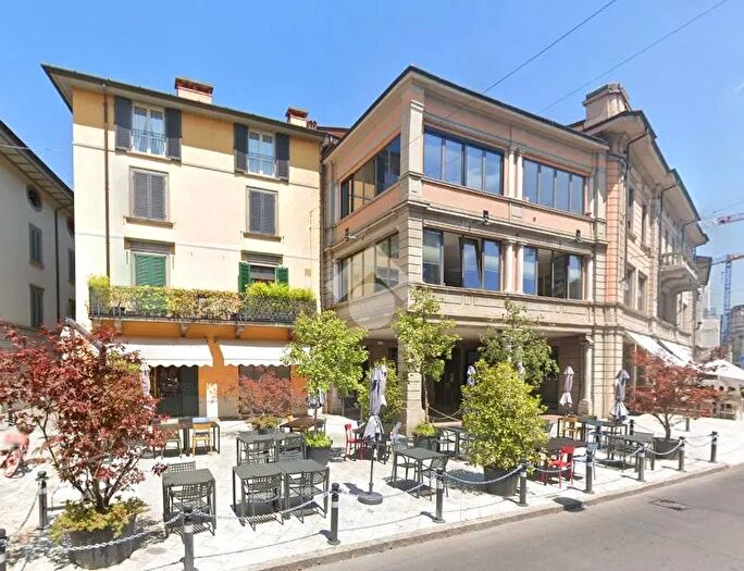 Appartamento con 5 locali in affitto in Via Zambonate, Bergamo