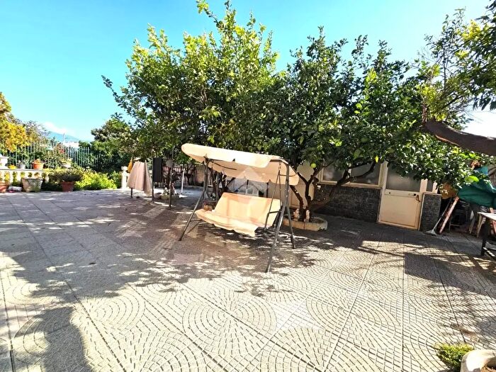 Appartamento quadrilocale in vendita in Via Bosco del Monaco, Trecase