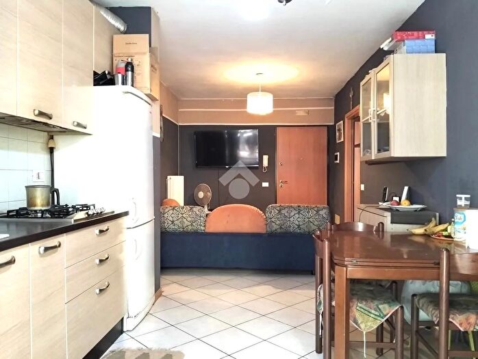 Appartamento trilocale in vendita in Via Carmignoto, Teolo