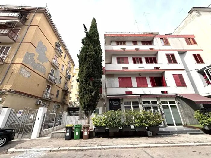 Appartamento trilocale in vendita in Via Angelo Fraccacreta, Foggia