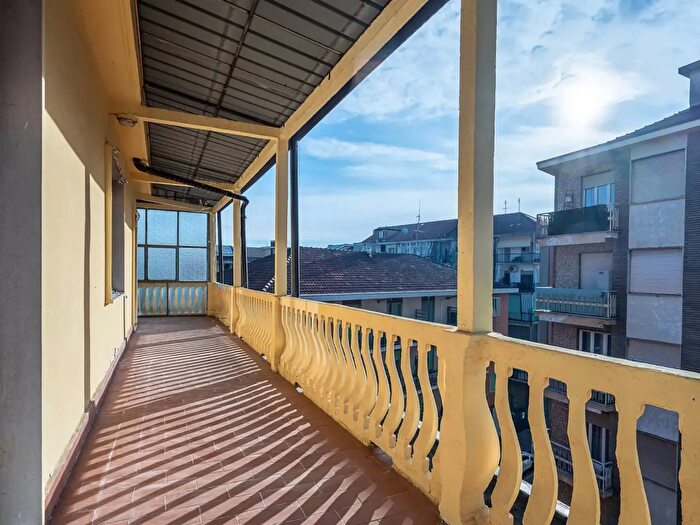 Appartamento con 5 locali in vendita in Via Vicolo Rivara, Rivoli