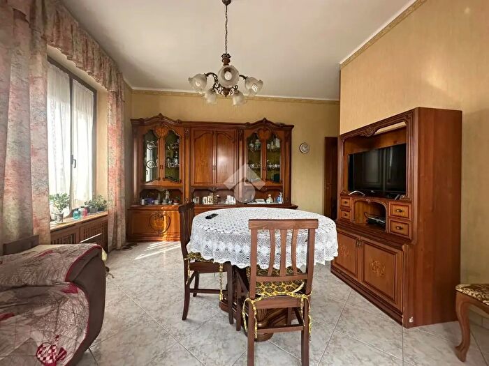 Appartamento quadrilocale in vendita in Via Bibiana, Torino