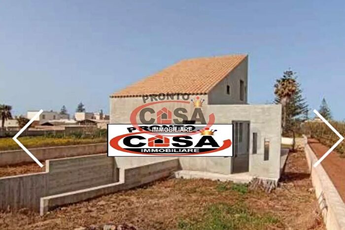 Casa con 5 locali in vendita in Petrosino