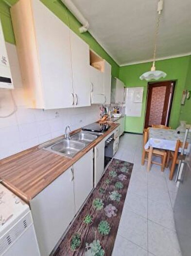 Appartamento trilocale in vendita in Via Antonio Rosmini, Legnano