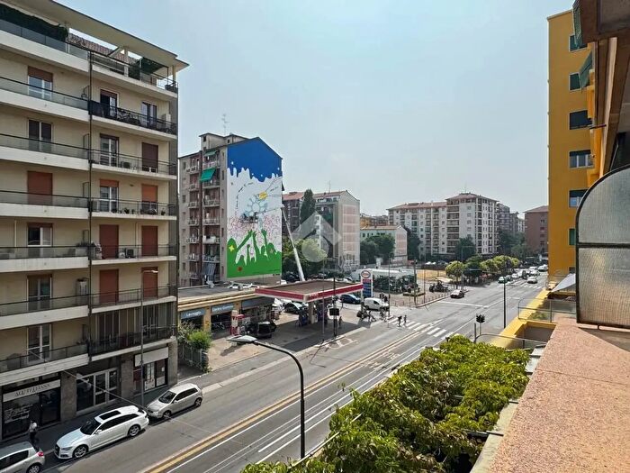 Appartamento bilocale in affitto in Via Rembrandt, Milano