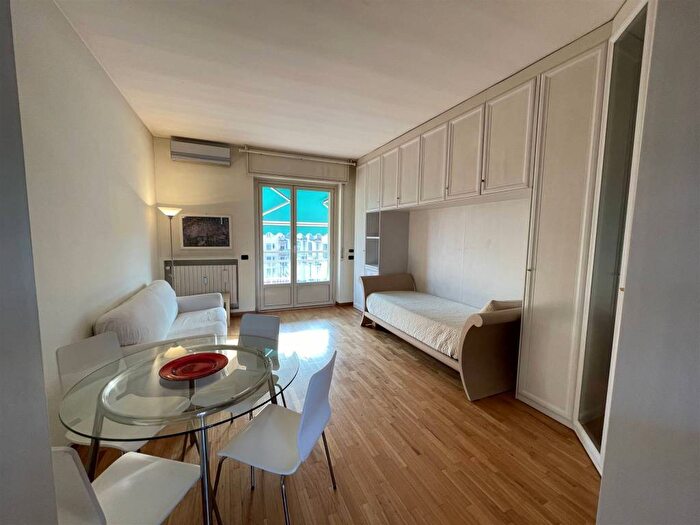 Appartamento monolocale in affitto in VIA ALBERTO MARIO, Amendola Buonarroti, Milano