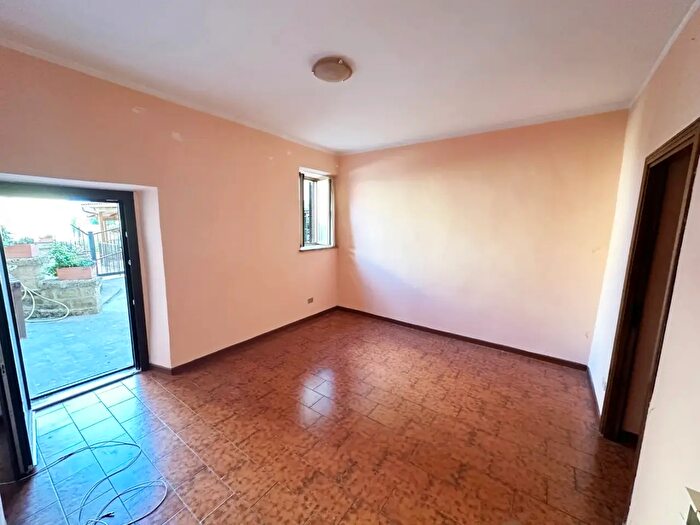 Appartamento trilocale in affitto in Via del Santuario, Castel SantElia