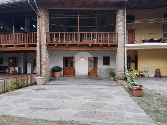 Casa trilocale in vendita in Via Patrioti Romanesi, Romano Di Lombardia