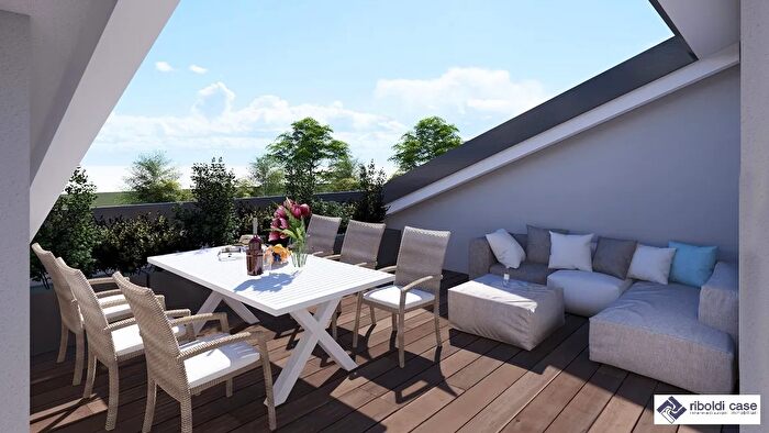 Appartamento quadrilocale in vendita in Lentate Sul Seveso