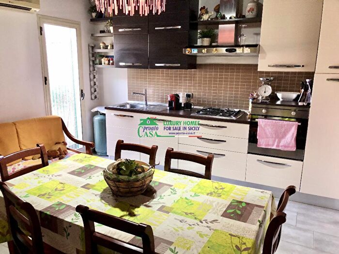 Casa trilocale in vendita in Via Mulinello, Santa Croce Camerina