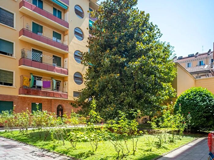 Appartamento quadrilocale in vendita in Via Buniva, Torino