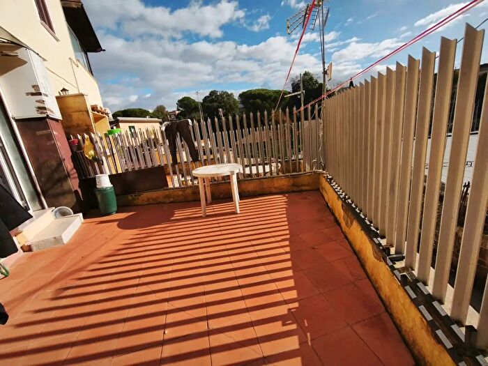 Appartamento trilocale in vendita in Via Cornelia, Roma