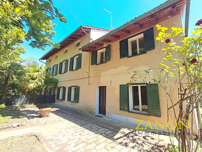 Casa con 7 locali in vendita in Via Gorizia, Gradisca DIsonzo