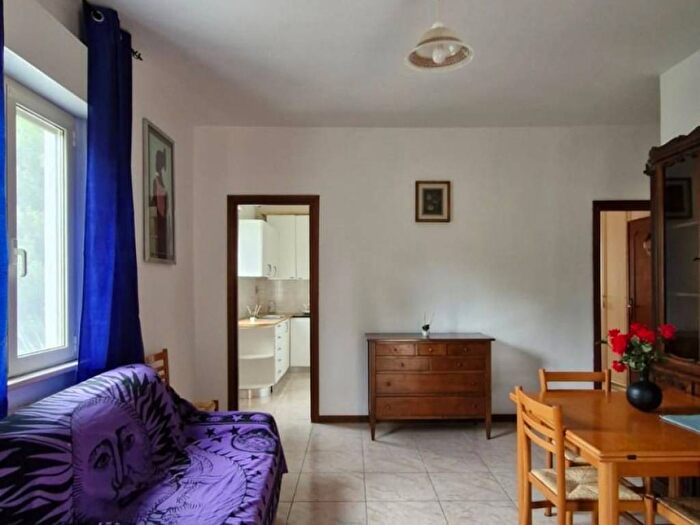 Appartamento trilocale in affitto in Via Michele Malacarne, La Giustiniana, Roma