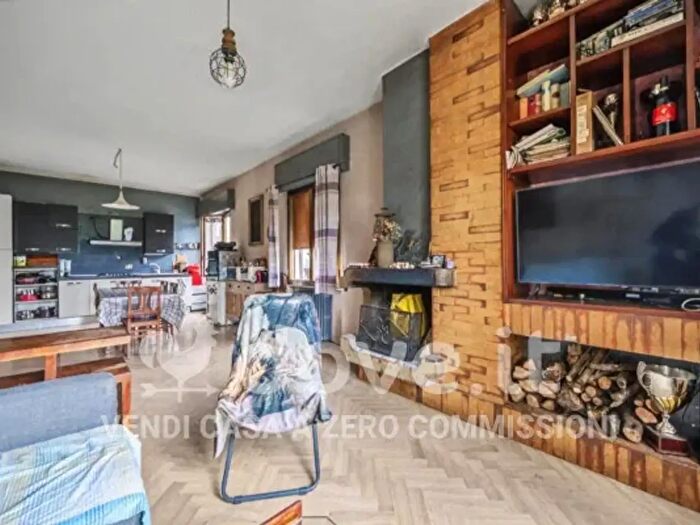 Casa quadrilocale in vendita in Via Torricella, Campi Bisenzio