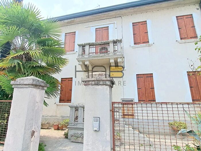 Casa con 7 locali in vendita in Via Giacomo Andrea Giacomini, Padova