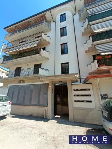 Appartamento quadrilocale in vendita in Orta Di Atella