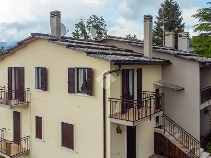 Appartamento trilocale in affitto in Via Aleardo Aleardi, Bosco Chiesanuova