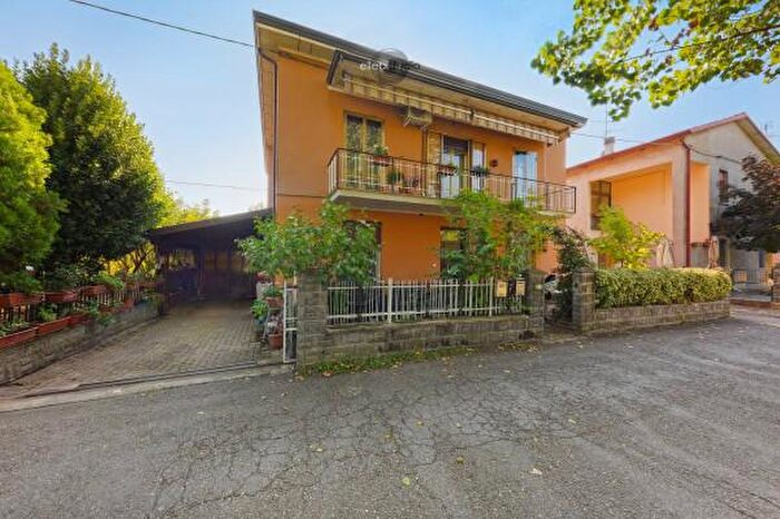 Appartamento trilocale in vendita in Via Emilia Est, Rubiera