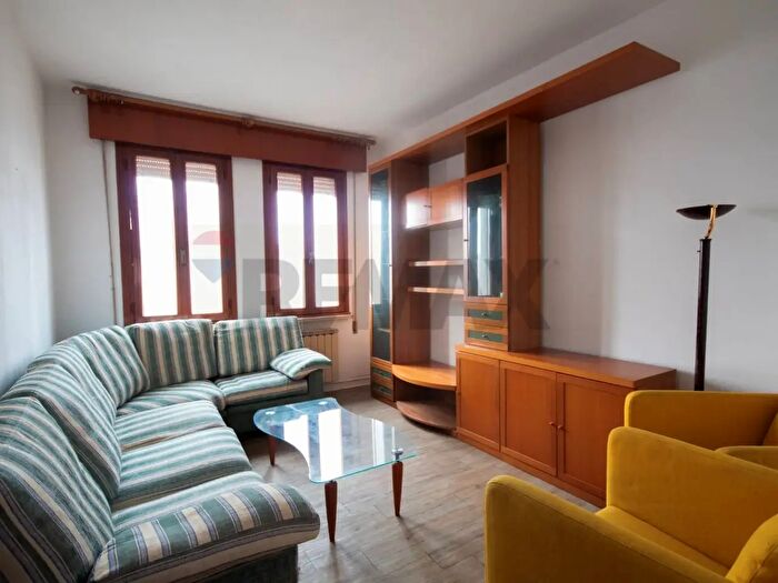 Appartamento con 5 locali in vendita in Via Livorno, Mira