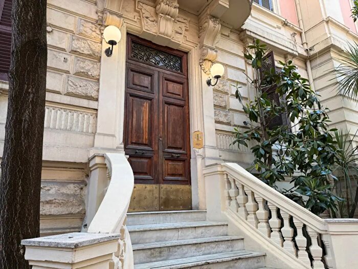 Appartamento trilocale in affitto in Viale Liegi, Roma