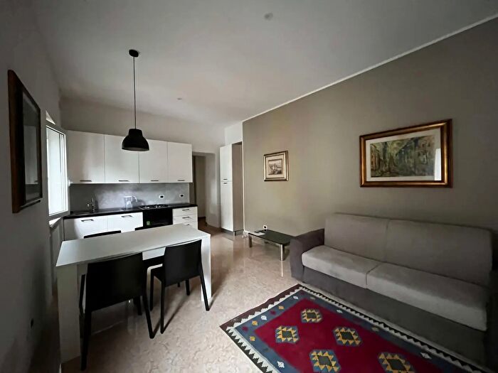 Appartamento quadrilocale in affitto in Via Oberdan Snc, Verona