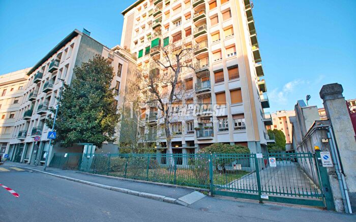 Appartamento trilocale in vendita in Novara