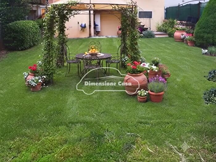 Casa con 8 locali in vendita in a delle Ville Prima, Lucca