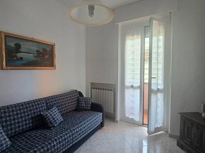 Appartamento bilocale in affitto in Via Fortezza, Villa San Giovanni, Milano