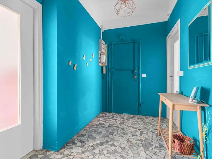 Appartamento trilocale in affitto in Via Eugenio Villoresi, Milano