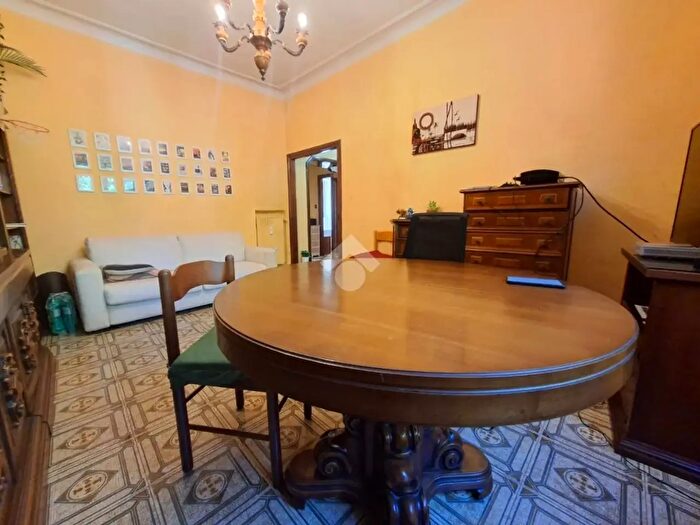 Appartamento trilocale in vendita in Via Morrovalle, Roma