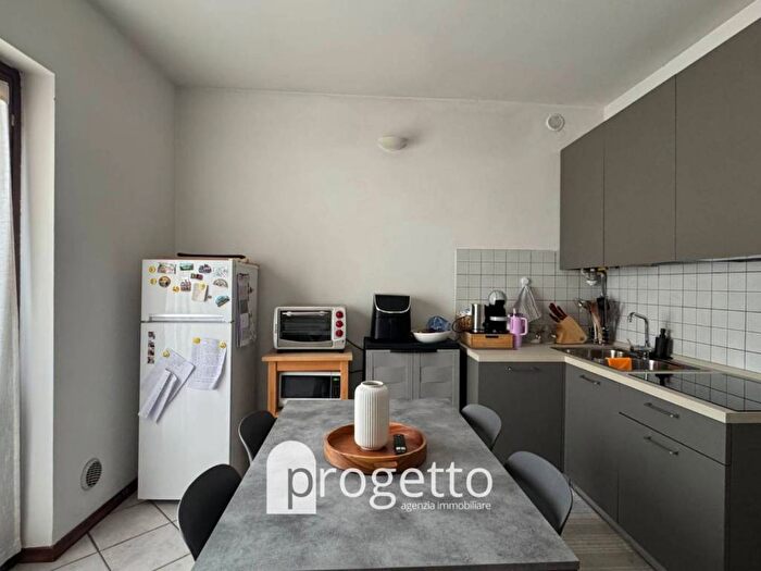 Appartamento trilocale in affitto in Via del Fabbro, San Pio X, Vicenza