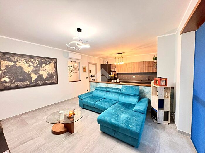 Appartamento bilocale in vendita in Via Vincenzo Monti, Orbassano