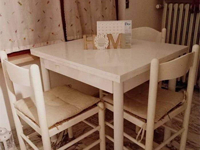 Appartamento trilocale in affitto in via della Banda Lenti, Centro, Valenza