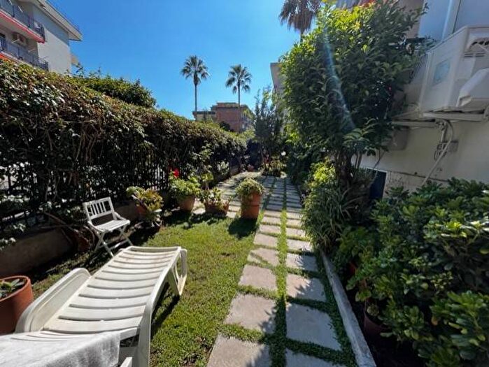 Appartamento quadrilocale in affitto in Via Generale Clark, Arbostella Arechi, Salerno