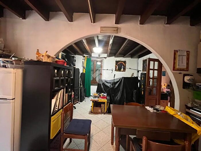 Casa con 7 locali in vendita in Via Isolona, Orero