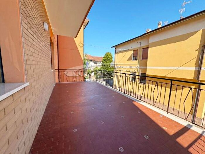 Appartamento quadrilocale in vendita in Via Veterana, Mondolfo