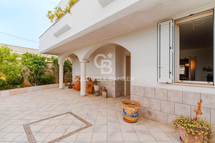 Casa quadrilocale in vendita in Via Goffredo Mameli, Nociglia