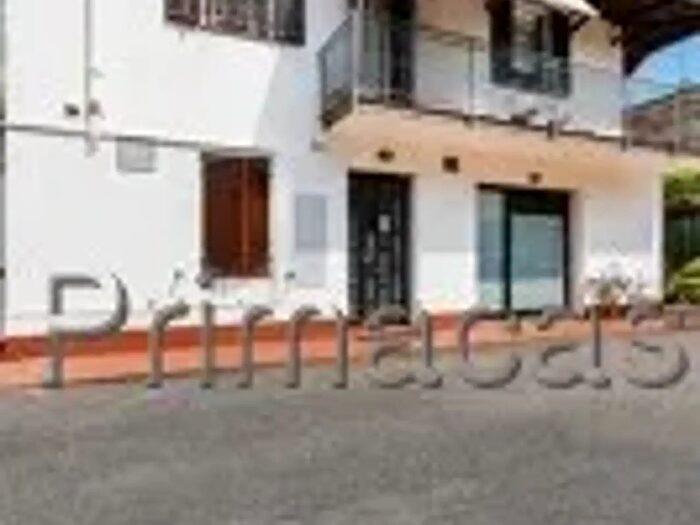 Appartamento con 5 locali in vendita in Carpi
