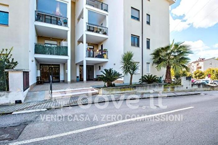 Appartamento quadrilocale in vendita in Via Alcide De Gasperi, San Giovanni Teatino