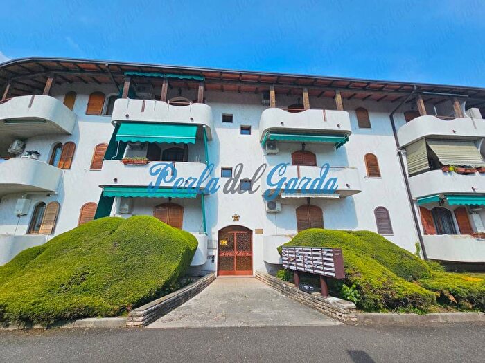 Appartamento monolocale in affitto in Viale degli Alpini, Centro, Peschiera del Garda