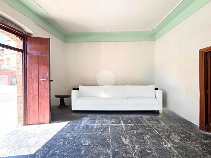 Casa con 6 locali in vendita in Viale Maria De Peppo Serena, Lucera