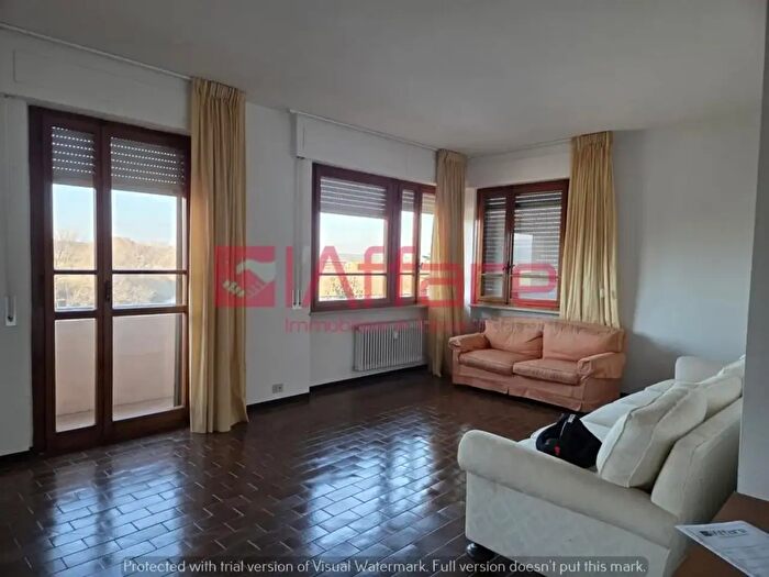 Appartamento con 6 locali in affitto in a I° Maggio, Pontedera